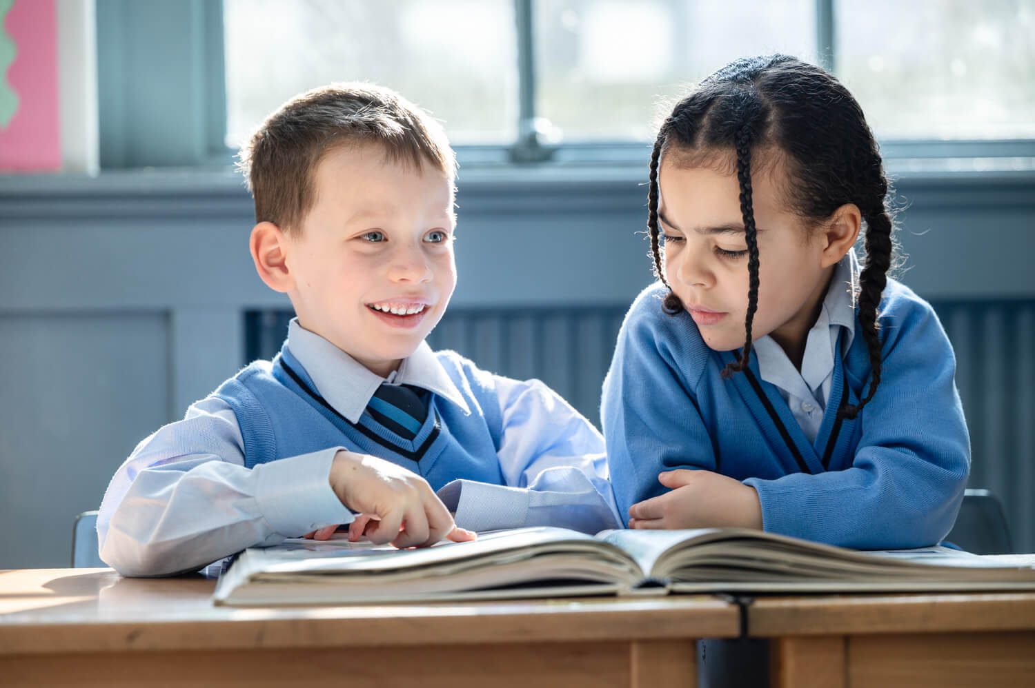 Discover Alleyn's
