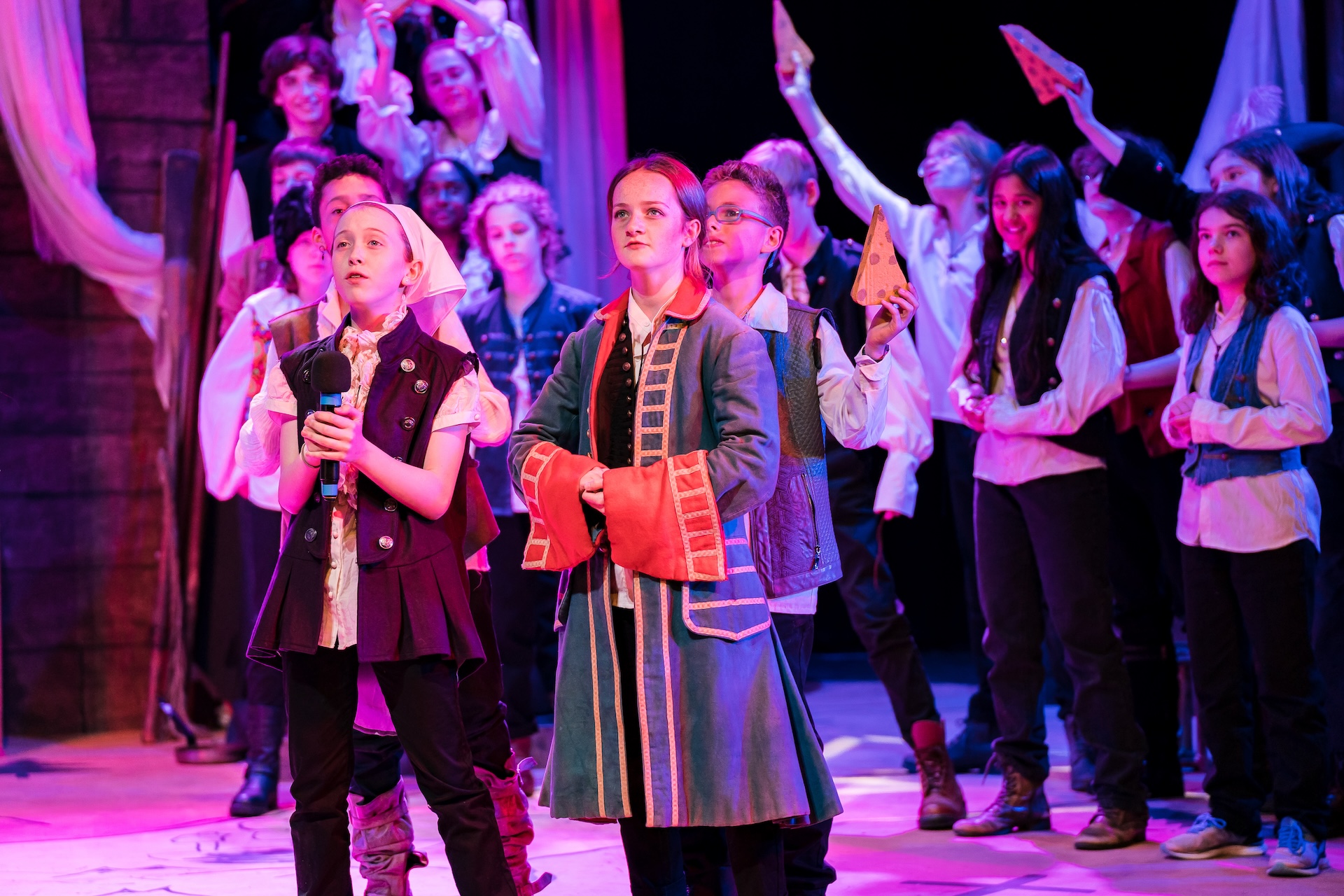 Discover Alleyn's
